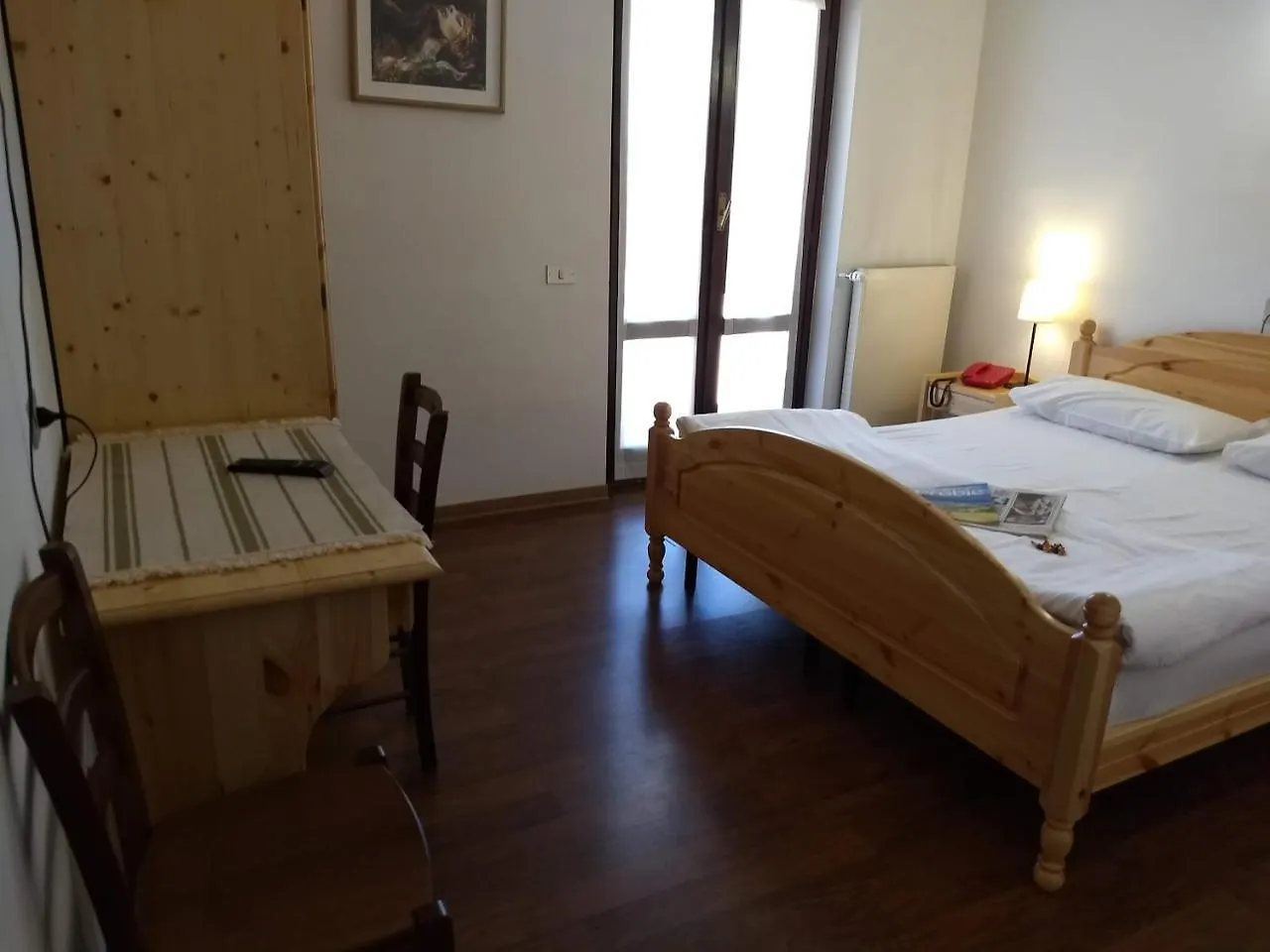 Hotel Ristorante Sassi Rossi Taceno Italy