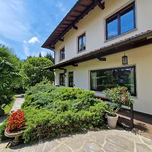 Bed & Breakfast Sarchi, Grantola